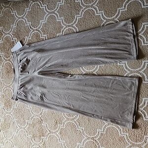 Lululemon Scuba MR Wide-Leg Pant *Velvet Cord in Riverstone NWT
